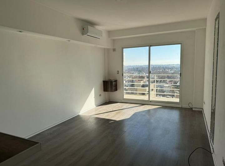 Venta Departamento Monoambiente con Renta Villa Pueyrredón - 2