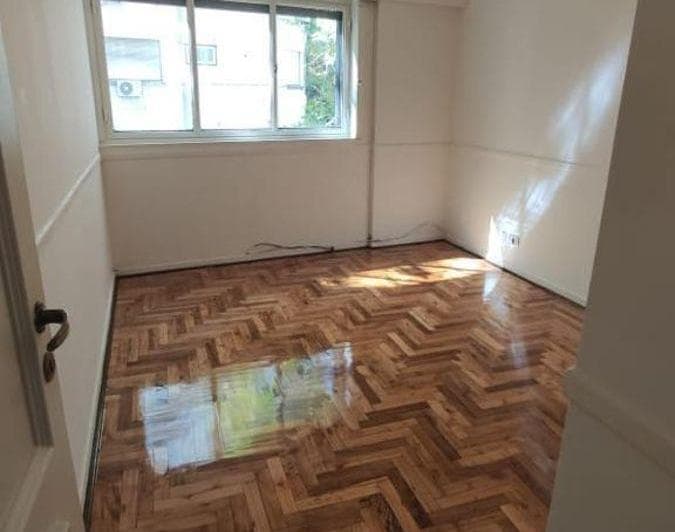 Departamento de 3 Ambientes y Dependencia Al Frente con Balcón - 2