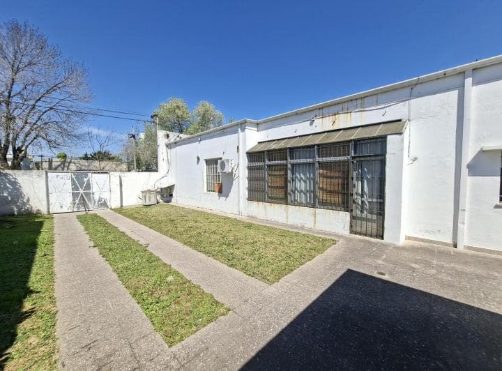 Casa en Venta de Tres Dorm. - 3