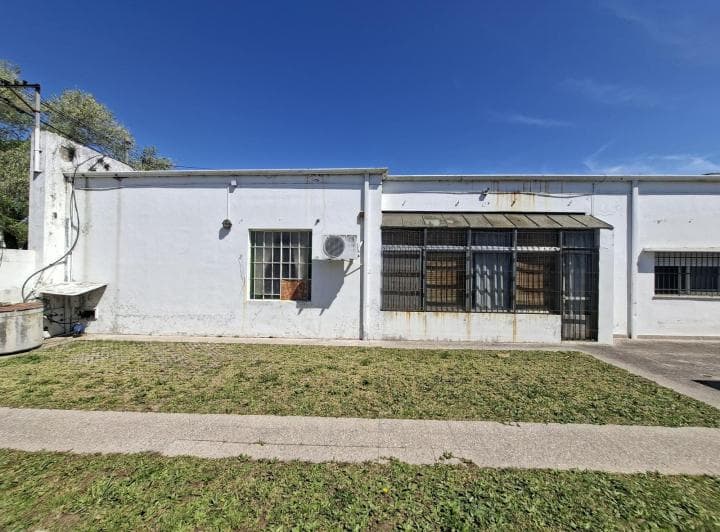 Casa en Venta de Tres Dorm. - 4
