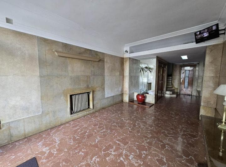 Departamento 5 Ambientes en Venta en Avellaneda - 3