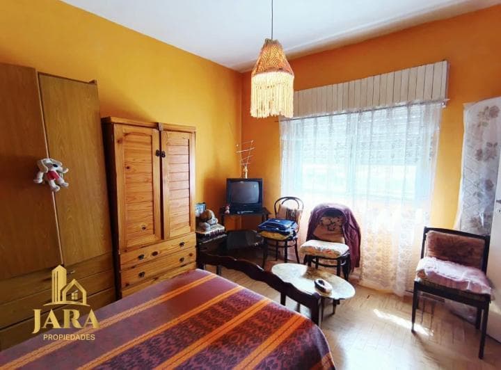 Venta PH 2 Ambientes Bernal - 4