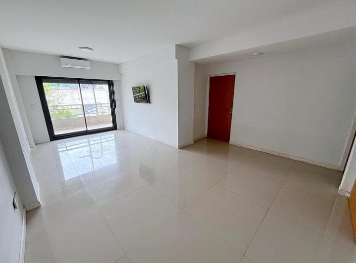 3 Ambientes con Balcón Aterrazado - Suite con Vestidor y Cochera - Full Amenities - 5