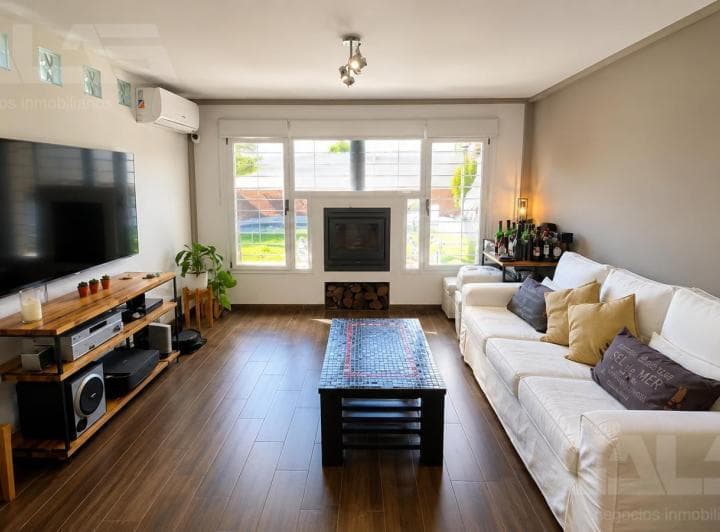 Casa 4 Ambientes - 3 Dorm. - 2 Baños - Parque - Pileta - Ituzaingó Sur - 2