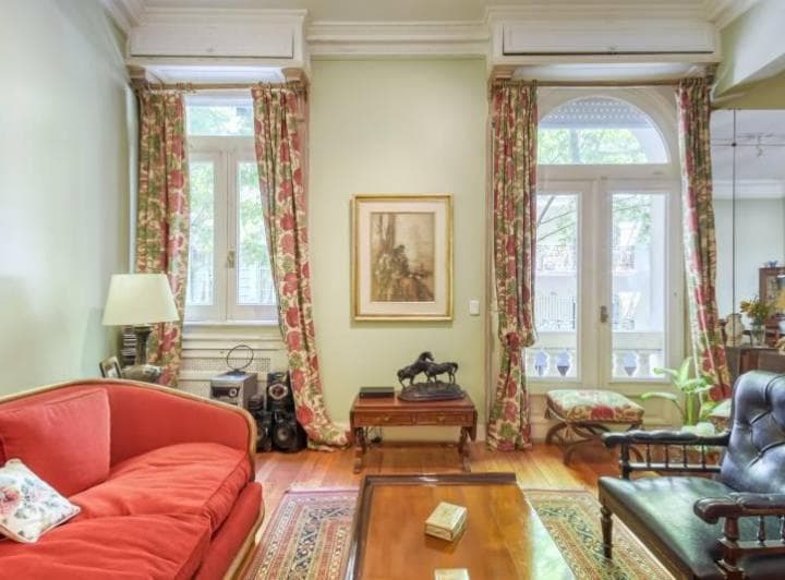 Departamento de 4 Ambientes con Dependencia en Venta - Recoleta - 2