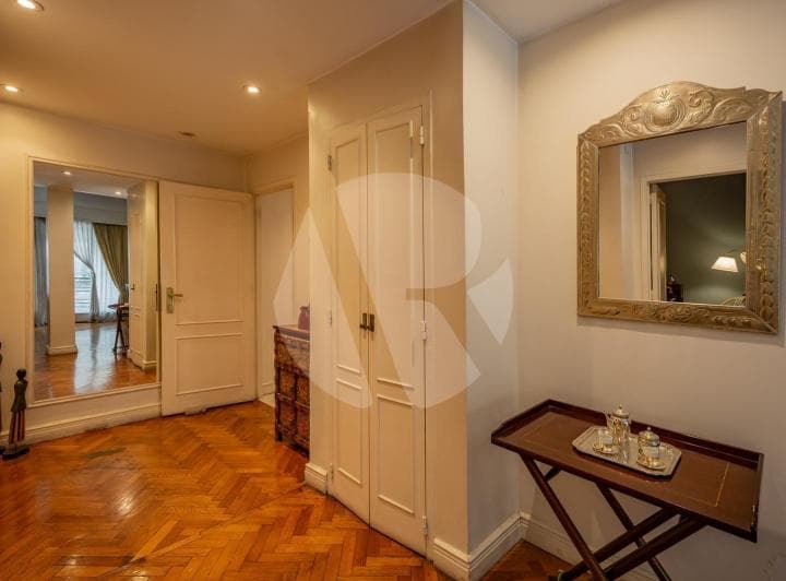 Dpto 4 Ambientes C/ Dependencia - Recoleta - 5