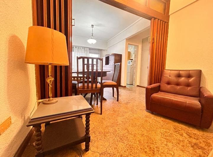 Venta Monoambiente Al Frente Zona Plaza Colon - 4