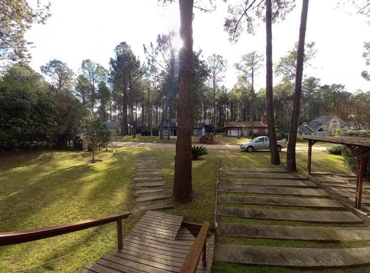 Cod 670 - Venta Usd 295.000 / 4 Hab 3 Baños Pileta Climatizada - 3