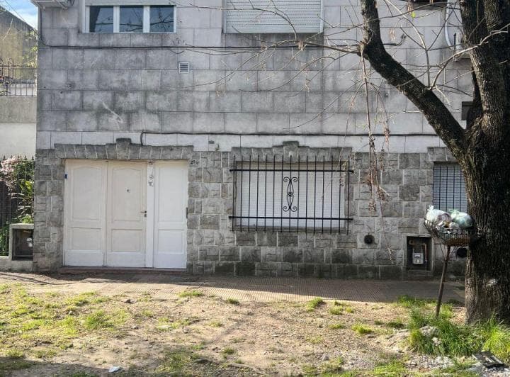 PH en Alquiler Lomas de Zamora 2 Ambientes Patio Sin Expensas - 3