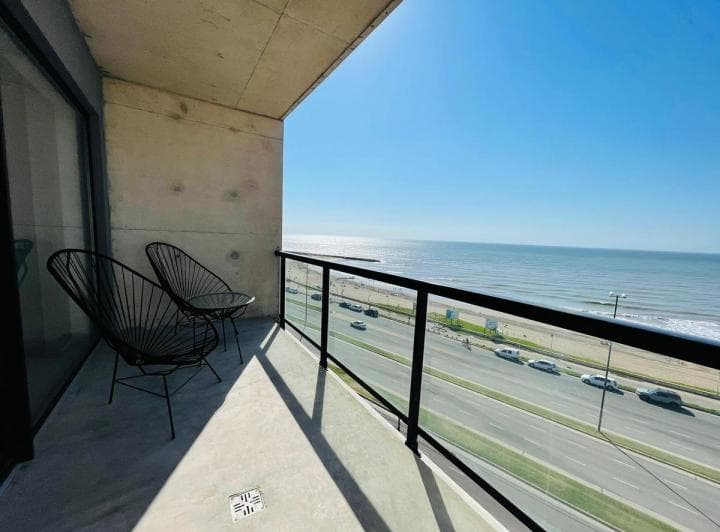 Departamento en Av Felix U Camet 1300 en Alquiler 24 Meses con Cochera - 5