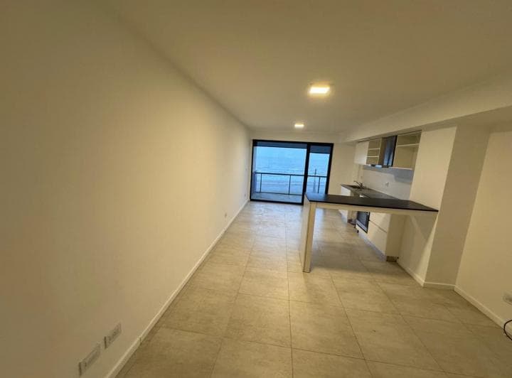 Departamento en Av Felix U Camet 1300 en Alquiler 24 Meses con Cochera - 3