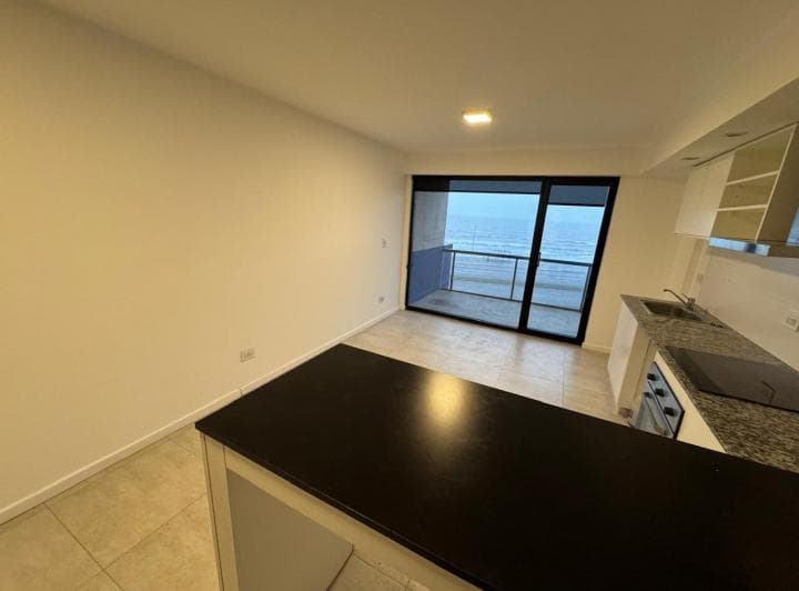 Departamento en Av Felix U Camet 1300 en Alquiler 24 Meses con Cochera - 4