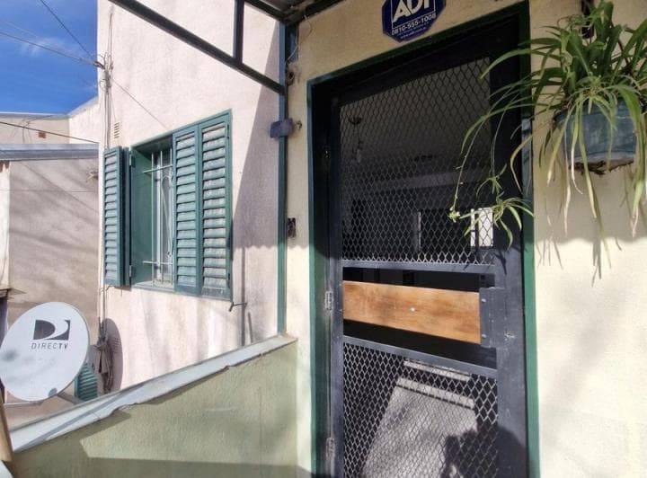 Venta - Dpto. 3 Dorm. Remodelado - Barrio 1200 Viviendas - Cipolletti - 3