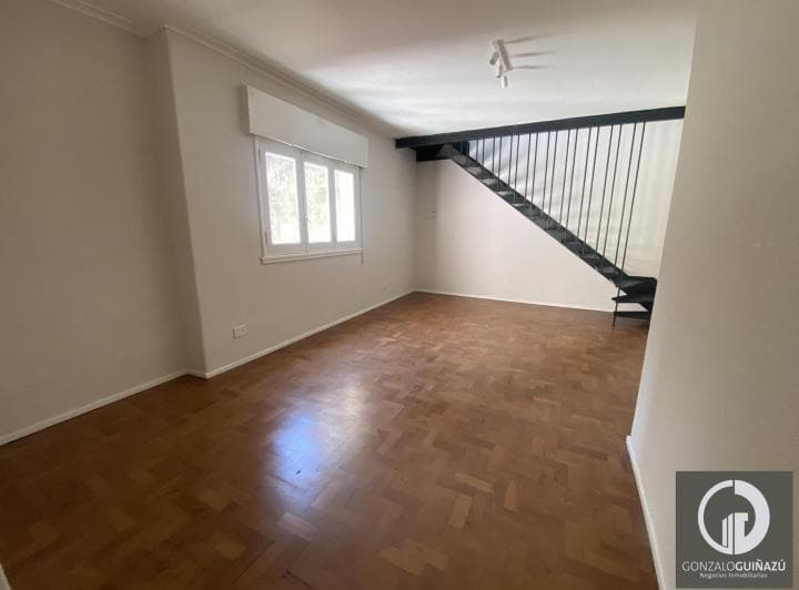 Departamento Dos Dorm. de Pasillo P. A. Reciclado con Terraza Exclusiva - 5