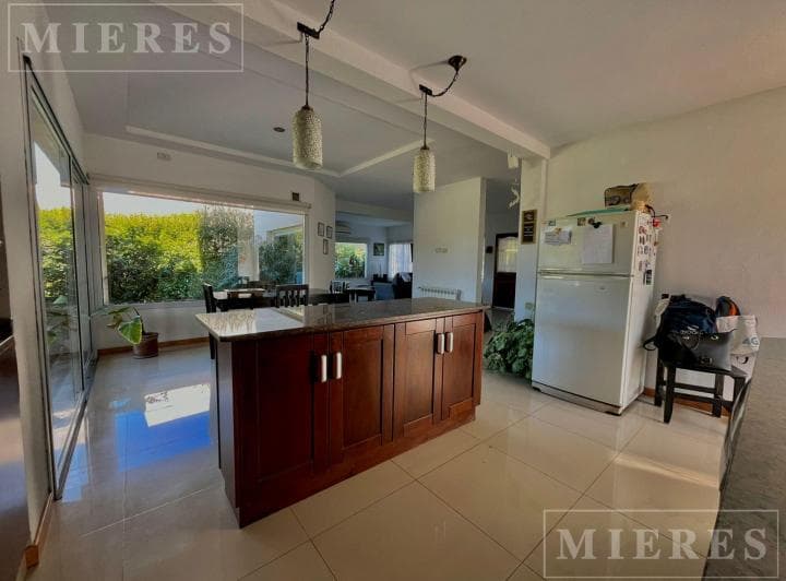 Casa en Venta Sobre Lote Interno en Santa Teresa - Villanueva. - 4