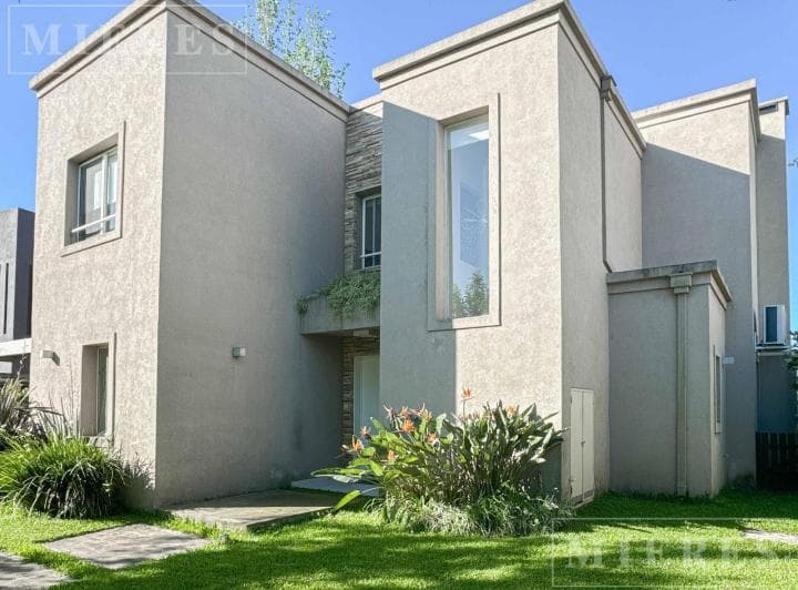 Casa en Venta a La Laguna en San Francisco - Villanueva - 3