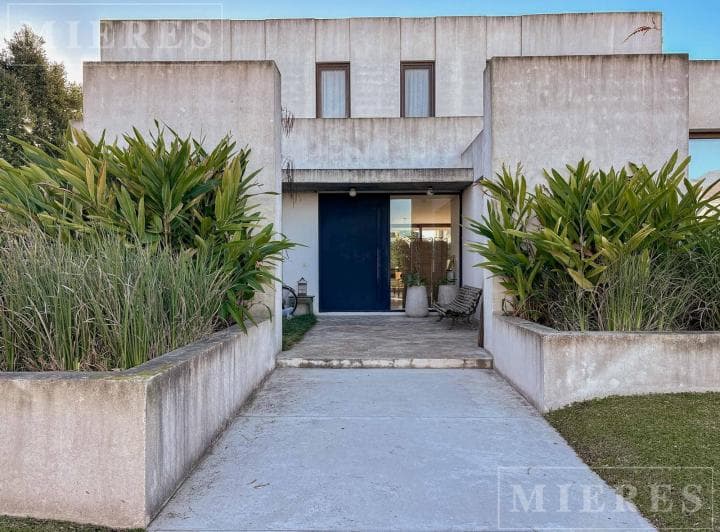 Casa en Venta en Barbarita - Corredor Bancalari - 3