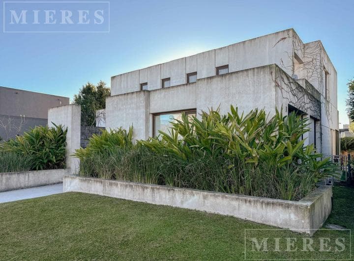 Casa en Venta en Barbarita - Corredor Bancalari - 5