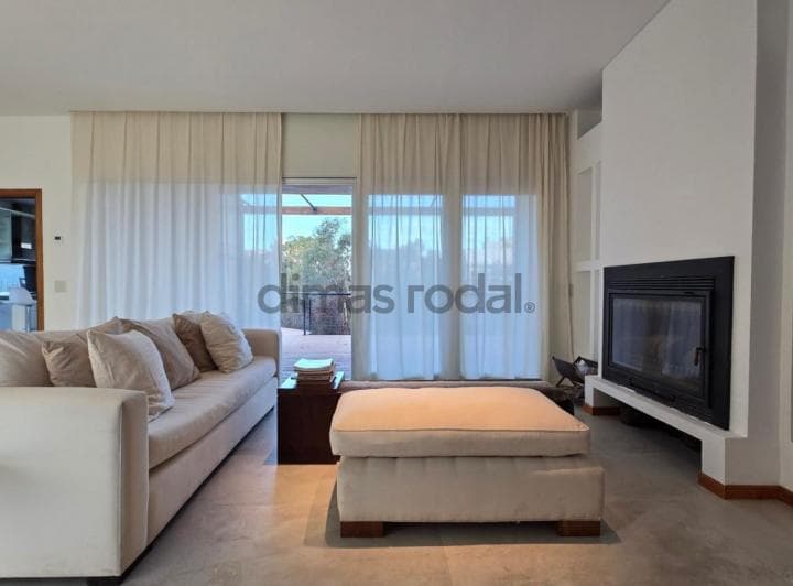 Casa en Venta en Pinamar - Excepcional Ubicacion - 2