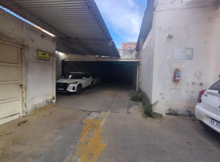 Terreno en Venta 1.253 m² en Alberdi | Potencial Constructivo 8.000 m² - 5