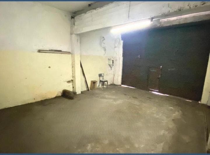 *lote de 8,66 X 50 * 2 Locales Al Frente con Depósito, Baño y Acceso a Terraza y Casa PH Al Fondo - 4