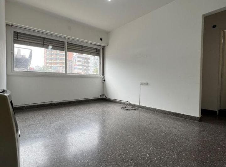 *muy Buen Departamento de 2 Amb. con Lavadero *super Luminoso - 4