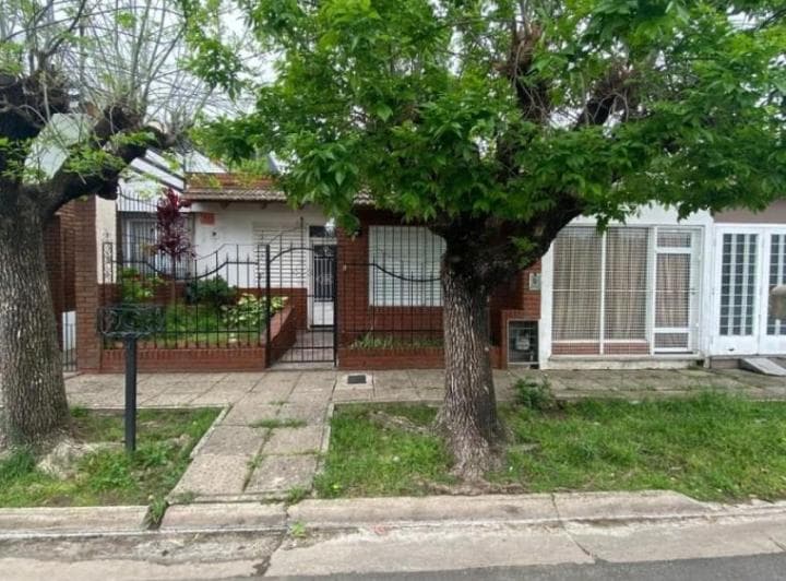 Casa de 2 Dorm. Apta Credito en Almafuerte 640 - 3