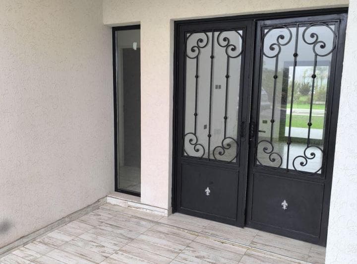 Venta Casa a Estrenar 3 Habitaciones Piscina Gas Cochera Horizontes Al Sur - 3