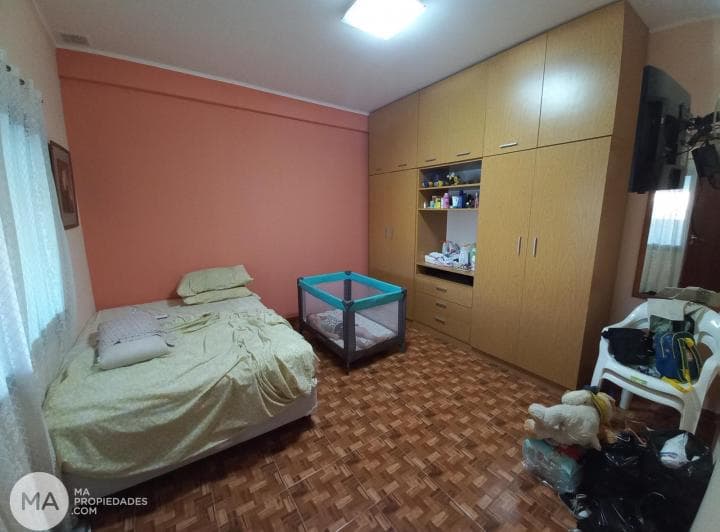 Venta | Casa Al Frente de 3 Dorm. - Río Cuarto 600 - Roldán - 5