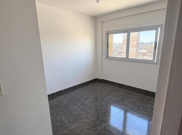Departamento de Dos Ambientes en Venta en Avellaneda - 3