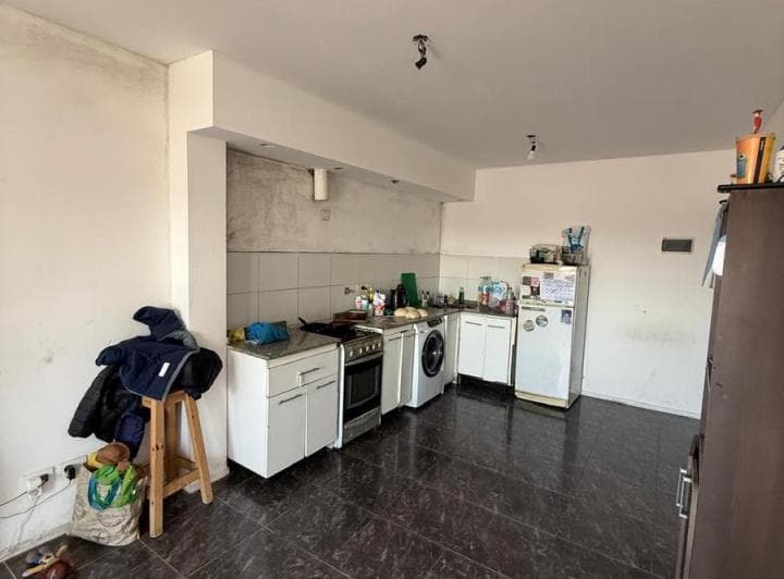Departamento de Dos Ambientes en Venta en Avellaneda - 2