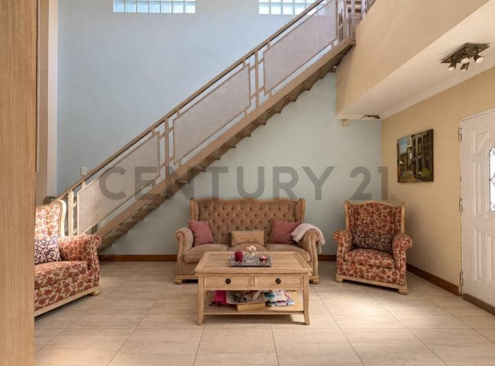 Venta - Permuta PH 3 Amb. - Lomas del Mirador - 4