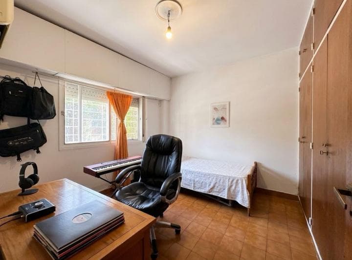Venta Casa 4 Ambientes + Local en Moron - 5