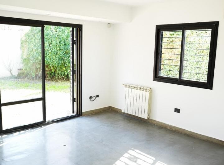 Venta - Casa 4 Ambientes C/cochera - Villa Elisa - 3