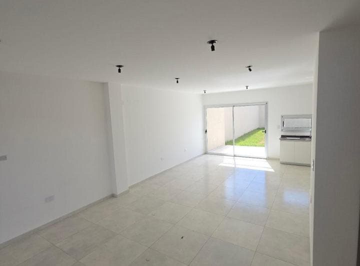 Docta Duplex en Venta 3 Dorm. 3 Baños - 3