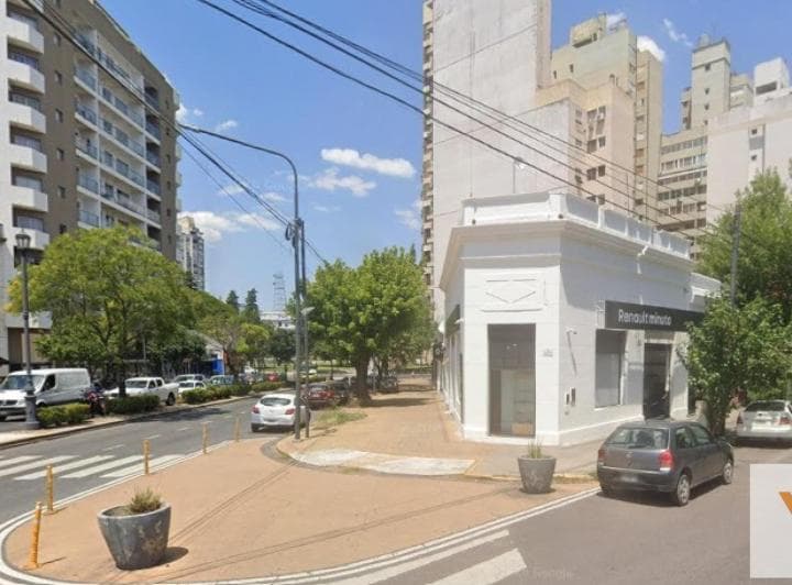 Local en Alquiler - 1 Baño - 384 m - La Plata - 5