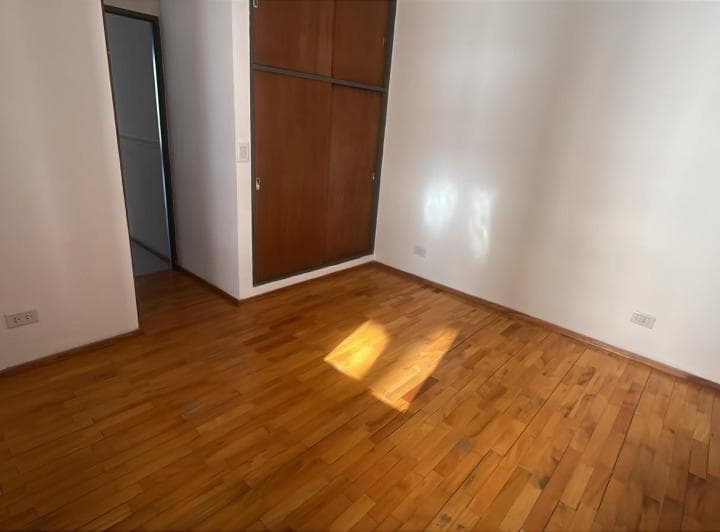 Departamento con Balcon Barrio Lourdes Rosario. Ideal Estudiante Medicina Unr - 2