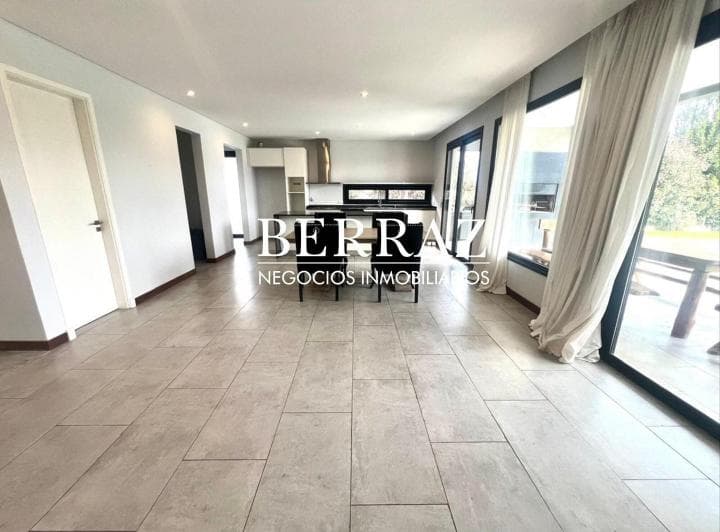 Casa Venta 3 Dorm. Barrio Molinos Sur Lote de 830 m² Haras Santa Maria, Escobar - 5