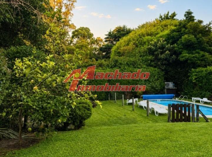 Casa en Venta en Pinares - Punta del Este de 3 Dorm. en Zona Muy Residencial y Tranquila - 2
