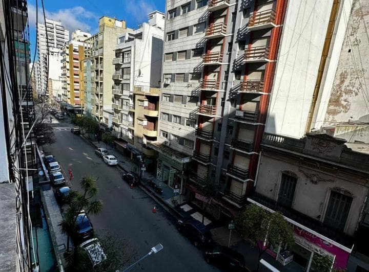 3 Ambientes a La Calle - 2