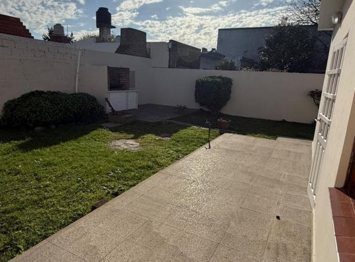 Casa Americana con Jardin y Garage en Barrio "El Gaucho" - 5