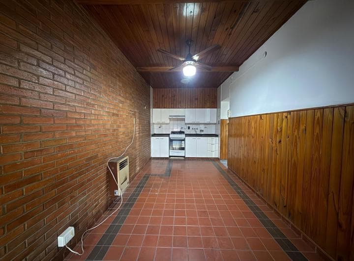 Venta/permuta - Casa 3 Dorm. y Terraza - Barrio Parque Casado - 5
