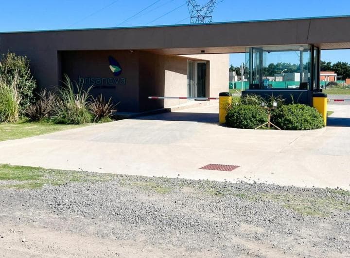Lote en Venta Barrio Brisanova, Pueblo Esther - 2