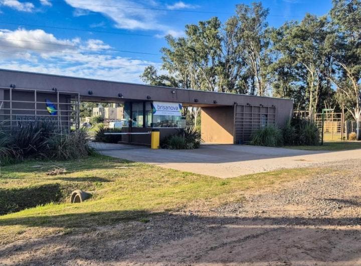 Lote en Venta Barrio Brisanova, Pueblo Esther - 3