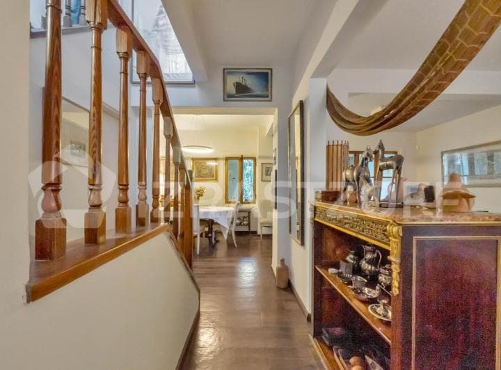 Venta Casa 6 Amb Refaccionada, Galería con Parrilla/jardin/pileta - La Horqueta, San Isidro - 2