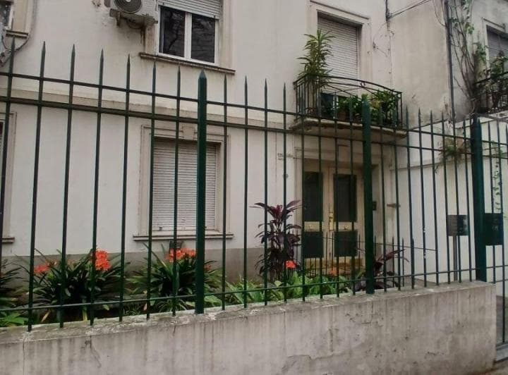 Belgrano: Dos Ambientes Frente con Balcòn - 2
