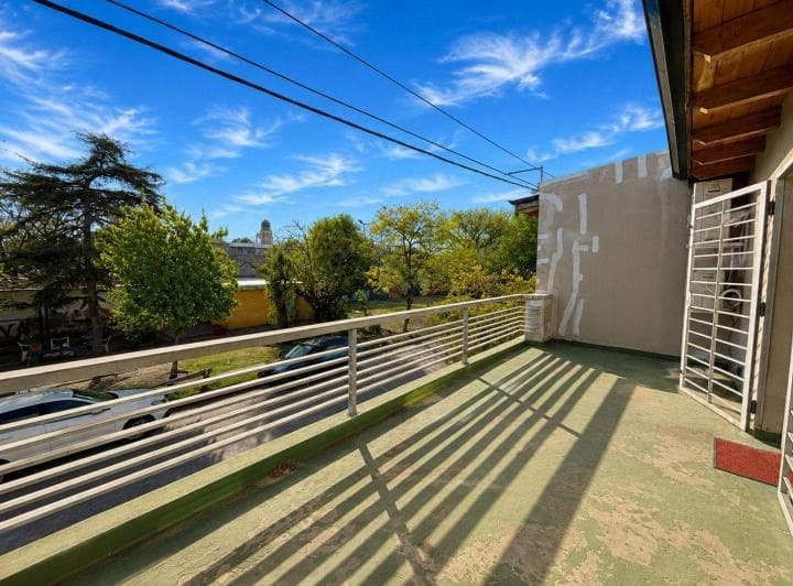 Casa 2d. + Depto 2d. Impecable en Alta Córdoba - Venta - 5