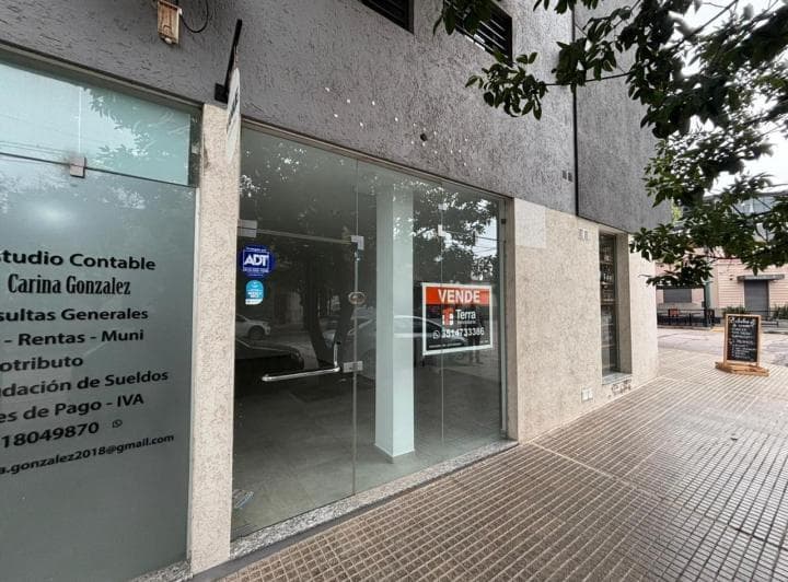 Local Comercial C/baño en Alta Córdoba - Venta y Alquiler - 2