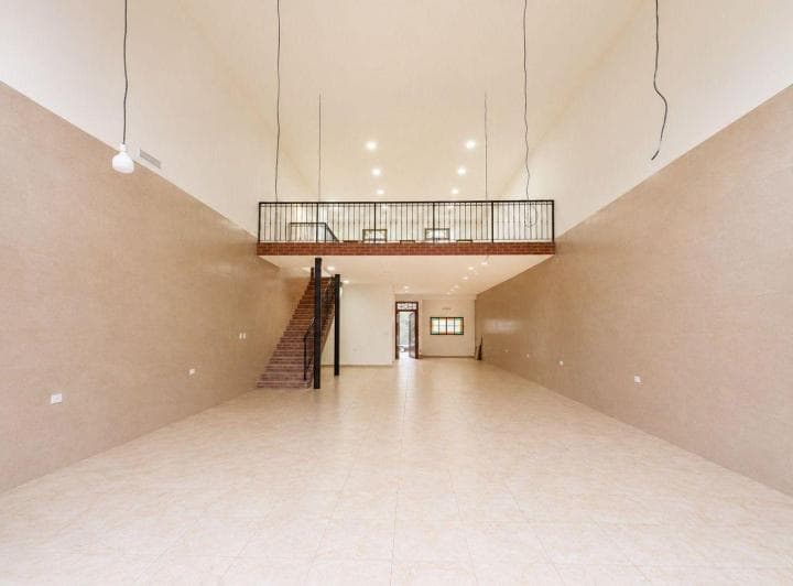 Gran Local Comercial Sobre Fragueiro, Alta Córdoba - Alquiler - 3