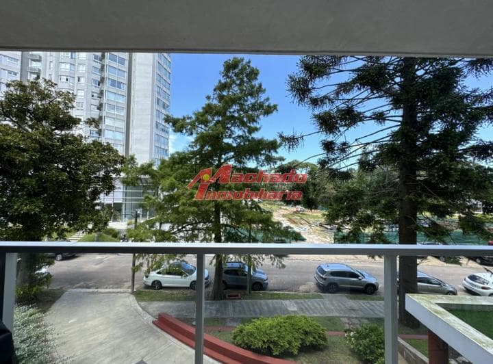 En Venta Departamento en Roosevelt - Punta del Este de 3 Dorm. - 5